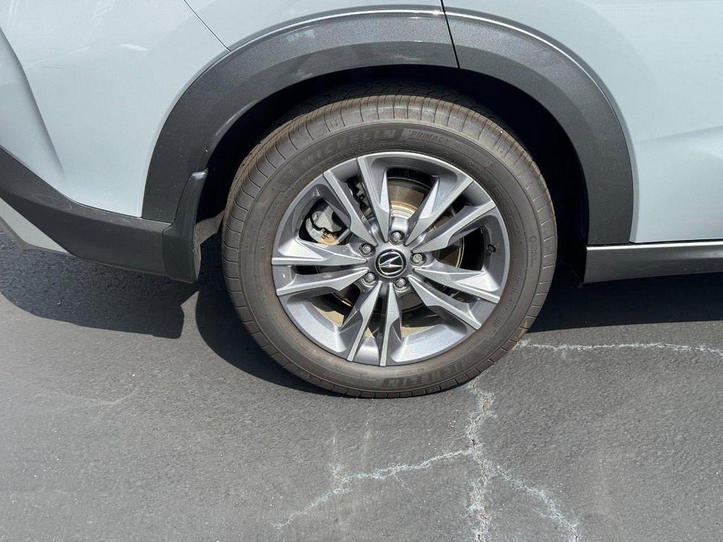 Certified 2025 Acura ADX FWD image 9