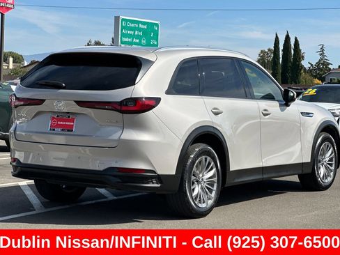 Used 2025 MAZDA CX-90 3.3 Turbo w/ Preferred Package AWD/4WD image 4