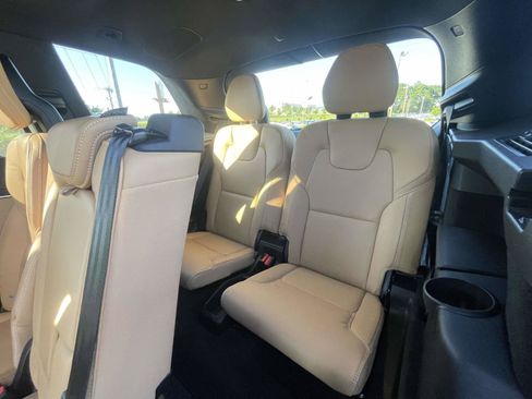 Certified 2023 Volvo XC90 B6 Ultimate w/ Protection Package Premier AWD/4WD image 14