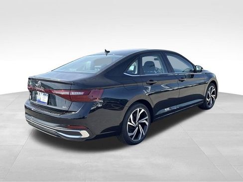 New 2026 Volkswagen Jetta SEL FWD image 5