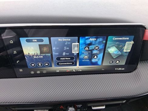 New 2026 Nissan Kicks SR w/ Cold Weather Package image 13