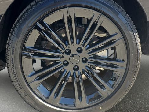 New 2026 Land Rover Range Rover SE AWD/4WD image 35