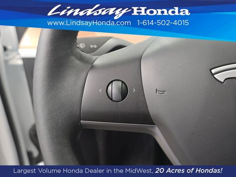 Used 2024 Tesla Model Y Performance AWD/4WD image 16