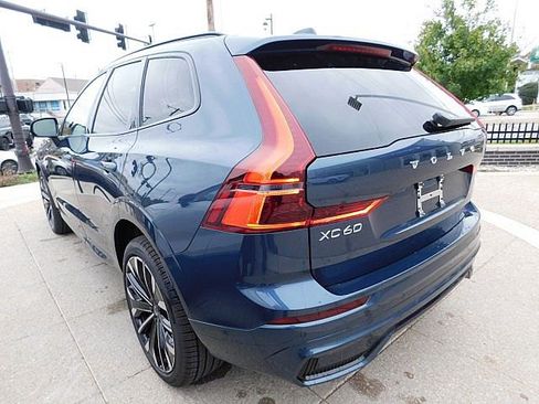 New 2026 Volvo XC60 B5 Ultra w/ Climate Package image 10