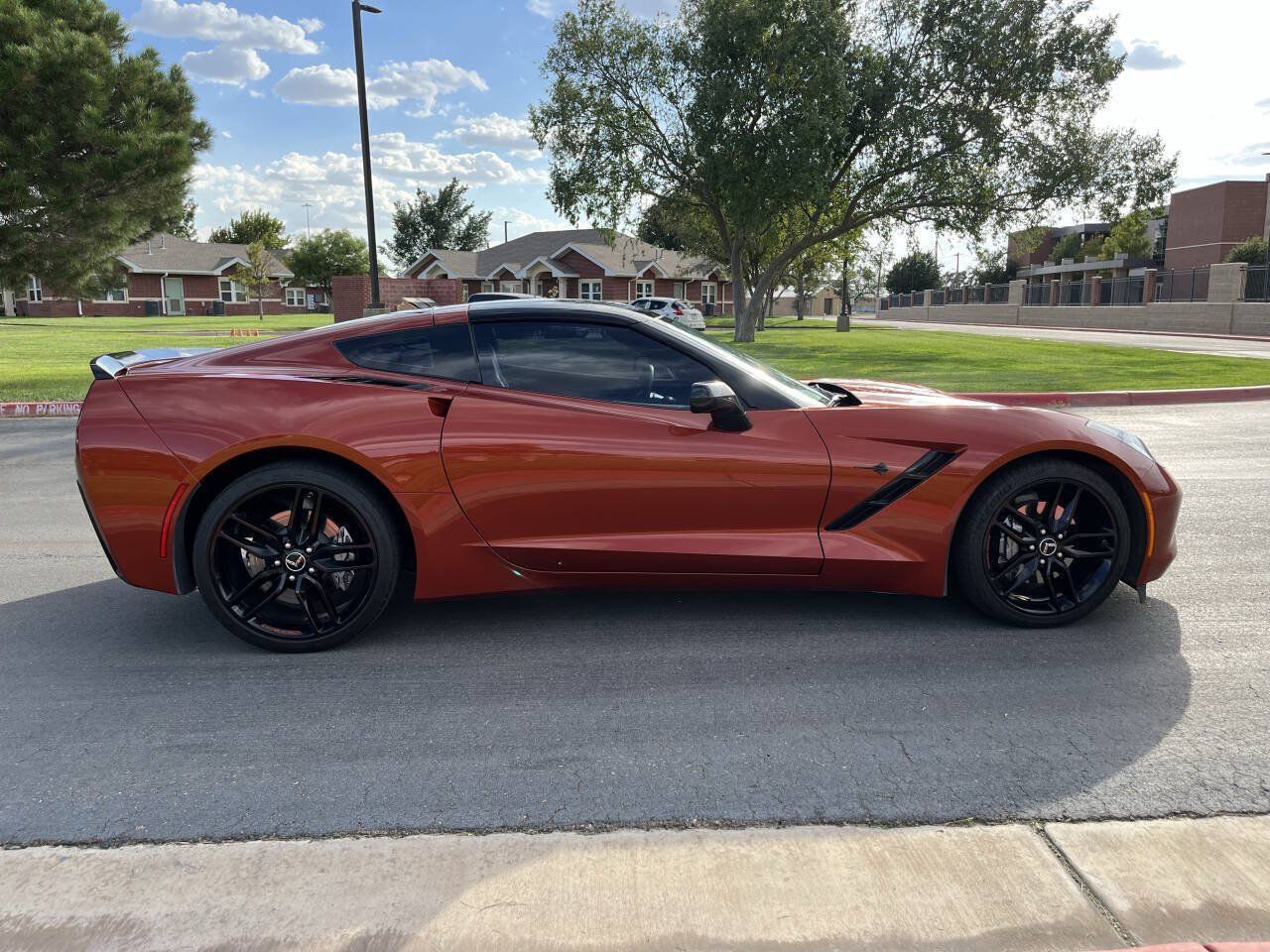 Used 2015 Chevrolet Corvette Stingray Coupe w/ ZF1 Appearance Package RWD image 6