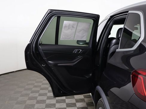 Used 2020 BMW X5 xDrive40i w/ Premium Package image 23