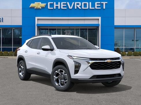 New 2026 Chevrolet Trax LT FWD image 7