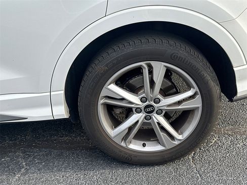 Used 2022 Audi Q3 2.0T Premium w/ Convenience Package image 10