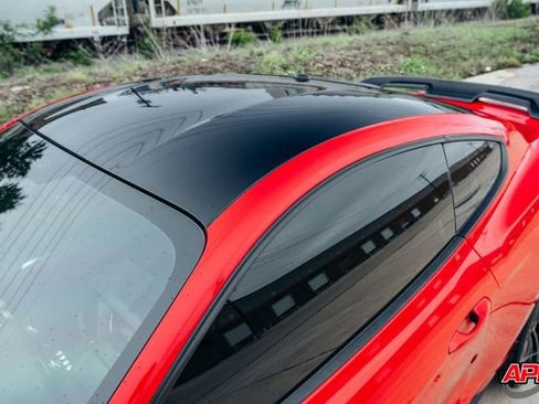 Used 2019 Ford Mustang GT w/ Black Accent Package RWD image 31