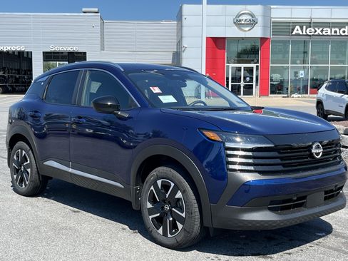 New 2026 Nissan Kicks SV w/ SV Premium Package AWD/4WD image 1
