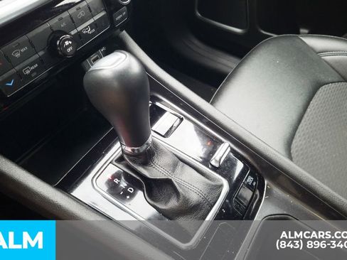 Used 2024 Jeep Compass Latitude image 10