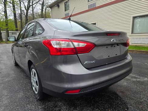 Used 2012 Ford Focus S FWD image 7