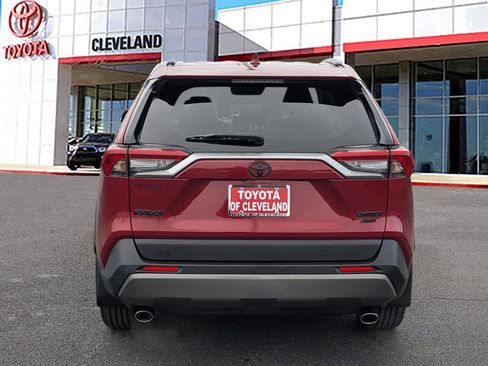 Used 2020 Toyota RAV4 Limited image 6