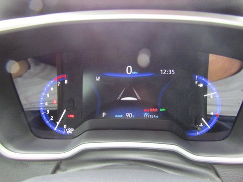 Used 2022 Toyota Corolla XSE FWD image 14