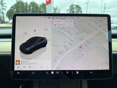 Used 2022 Tesla Model Y Performance image 23