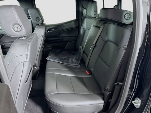 New 2025 GMC Canyon Elevation w/ Convenience Package image 24