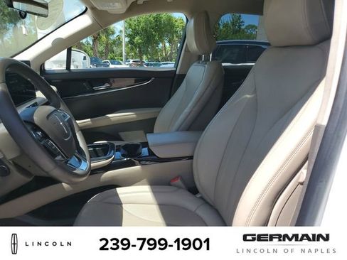 Certified 2023 Lincoln Nautilus Reserve FWD image 19