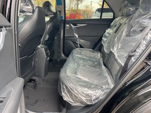 New 2026 Kia Niro EX image 13