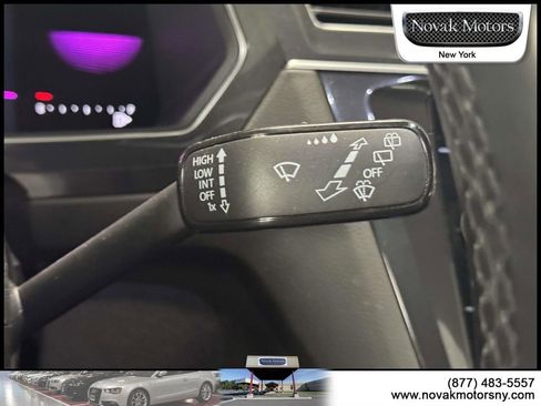 Used 2022 Volkswagen Tiguan SE R-Line image 19