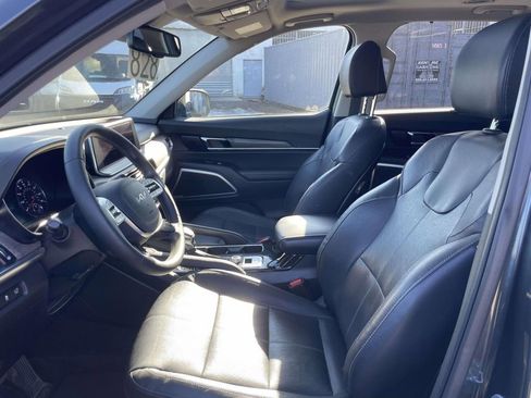 Used 2022 Kia Telluride EX image 13