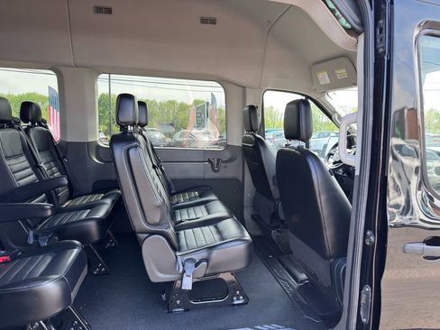 Used 2023 Ford Transit 350 XLT AWD/4WD image 34
