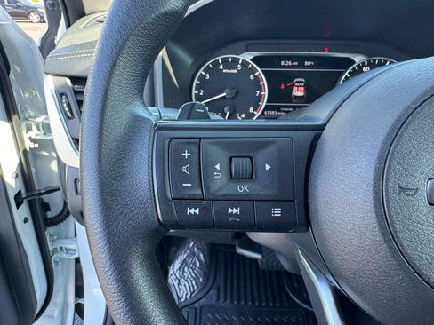 Used 2024 Nissan Rogue SV FWD image 25