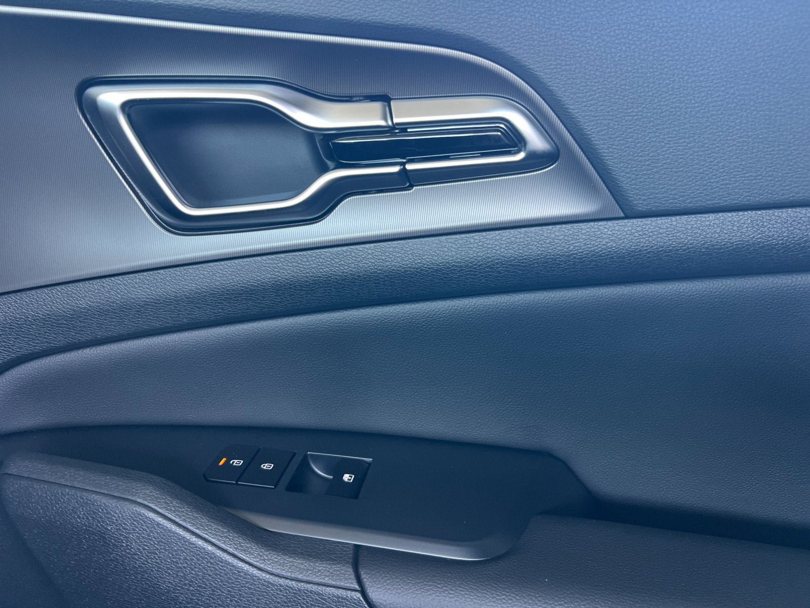New 2026 Kia Sportage SX FWD image 19