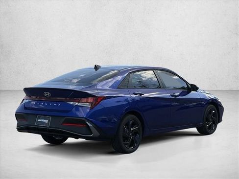 New 2026 Hyundai Elantra Sport image 2