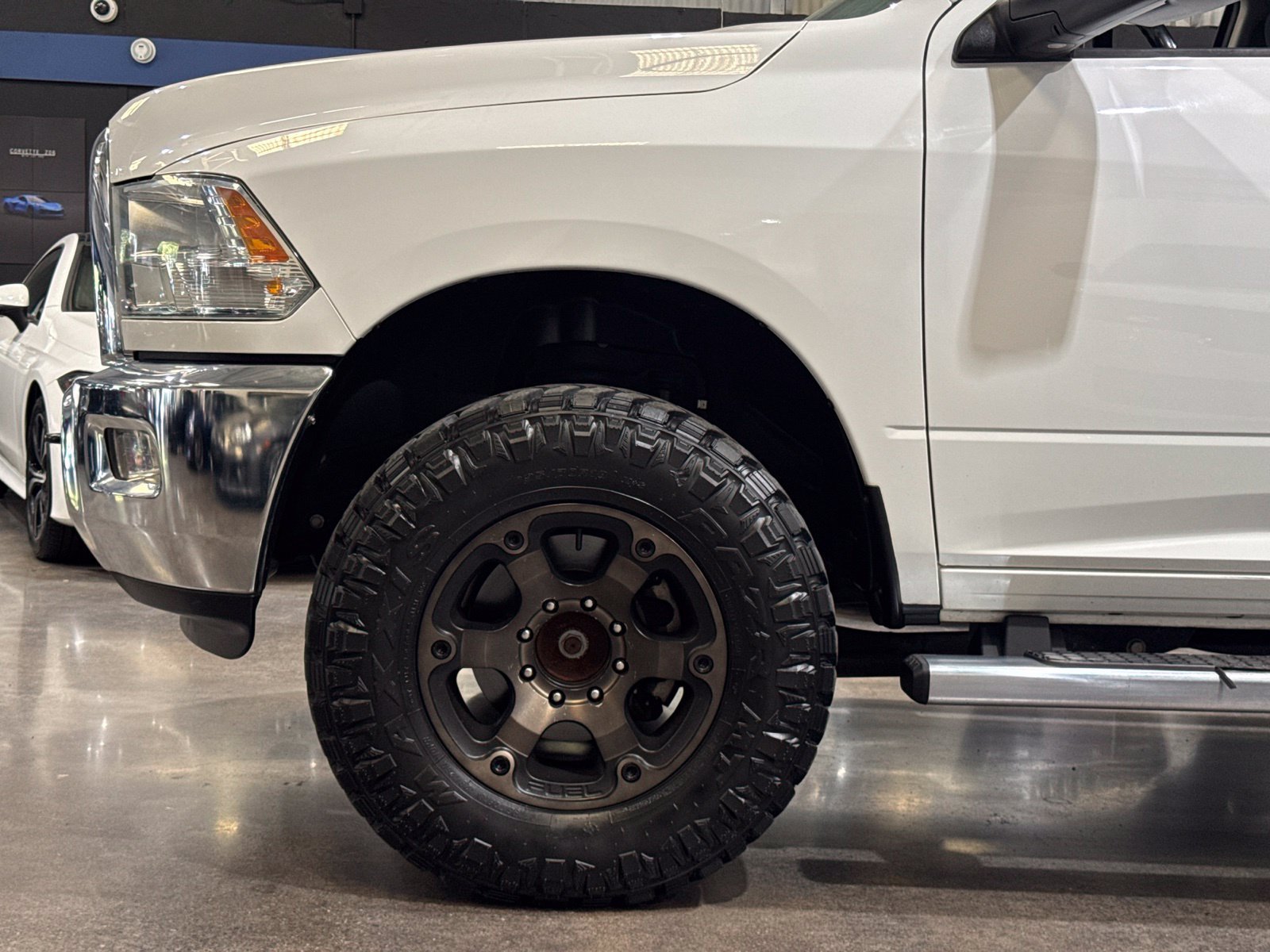 Used 2014 RAM 2500 SLT w/ Luxury Group AWD/4WD image 11