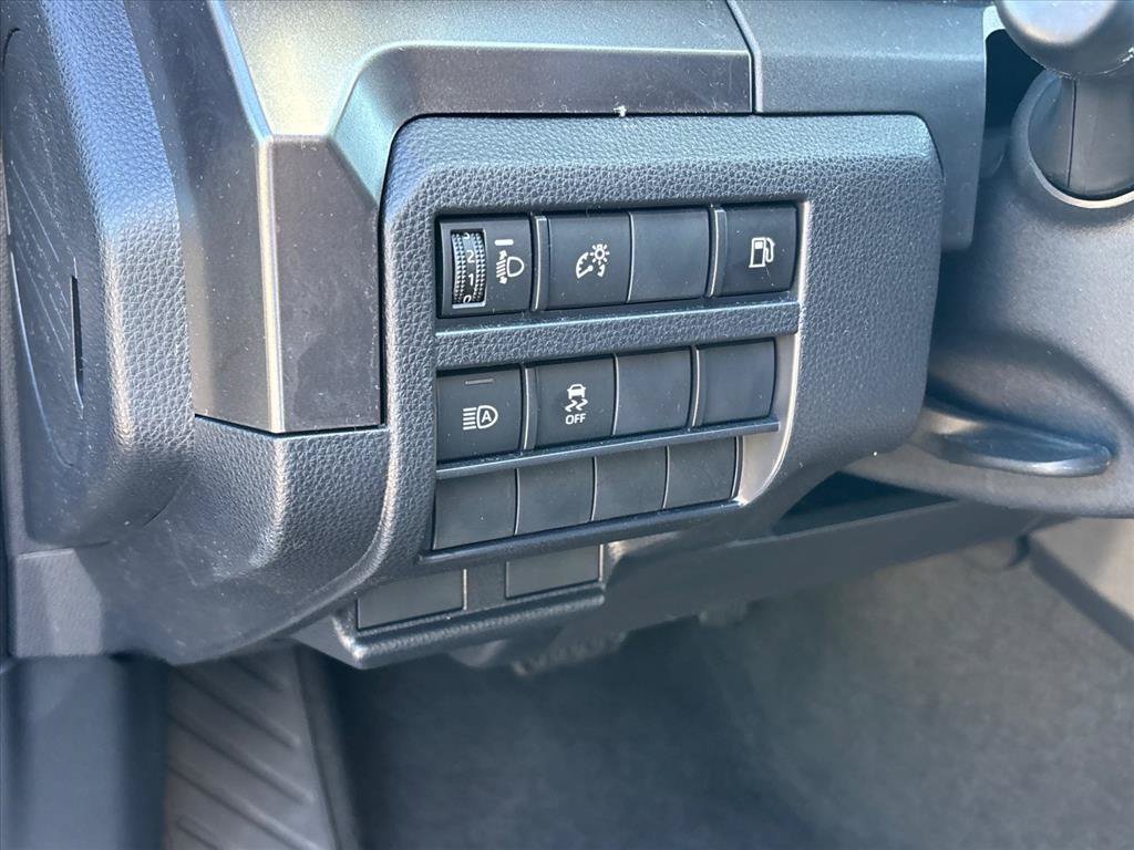 Used 2025 Toyota 4Runner SR5 AWD/4WD image 7