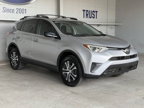 Used 2017 Toyota RAV4 LE w/ Carpet Mat Package AWD/4WD image 3