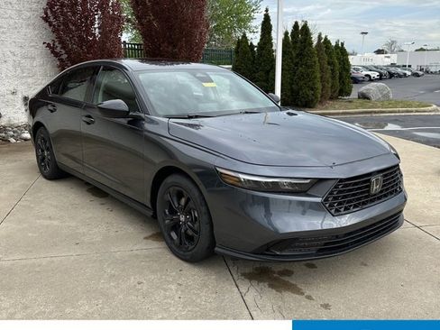 New 2025 Honda Accord SE image 1