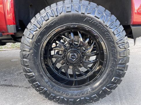 Used 2022 GMC Sierra 2500 AT4 w/ AT4 Premium Plus Package image 38