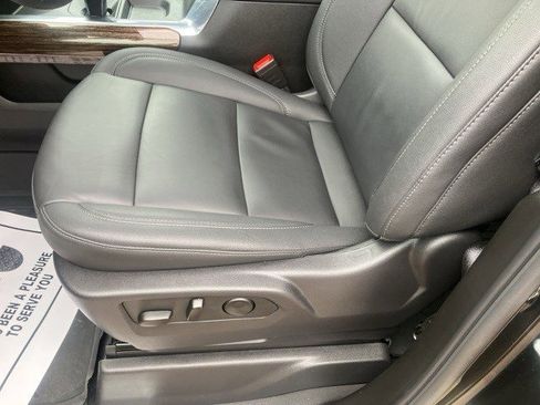 Used 2025 GMC Sierra 1500 Elevation w/ Elevation Premium Package image 14