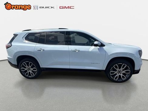 New 2026 GMC Acadia Denali Ultimate FWD image 2