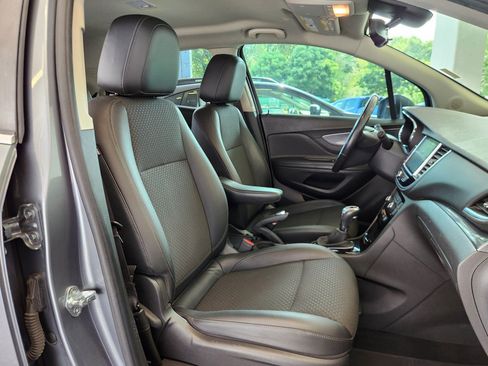 Used 2019 Buick Encore Preferred FWD image 12