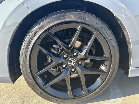 Certified 2023 Honda Civic Sport image 18