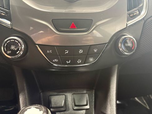 Used 2016 Chevrolet Cruze LT FWD image 32