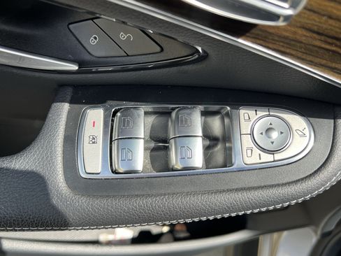 Certified 2020 Mercedes-Benz GLC 300 4MATIC image 15