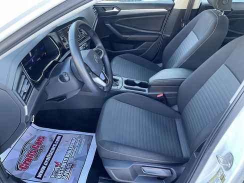 Used 2024 Volkswagen Jetta S image 11