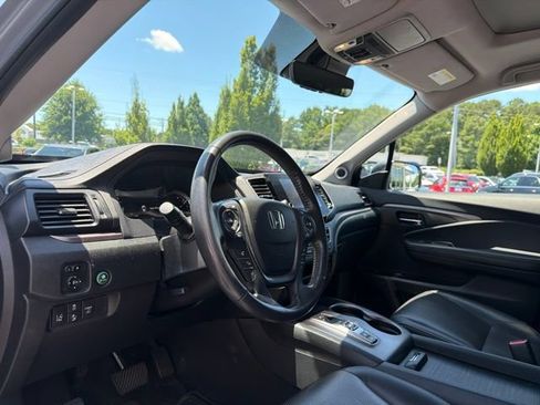 Used 2023 Honda Ridgeline RTL image 14
