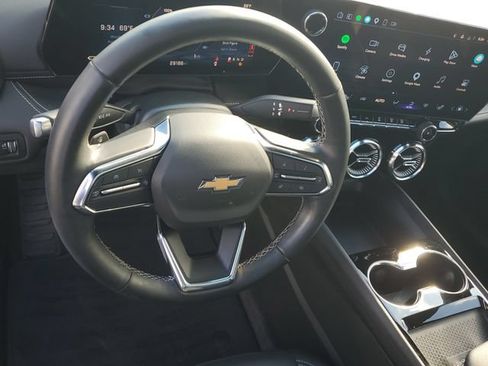 Certified 2024 Chevrolet Blazer EV LT AWD/4WD image 19