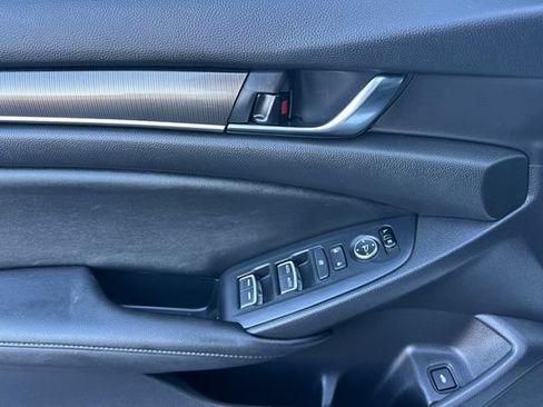 Used 2020 Honda Accord Sport image 12