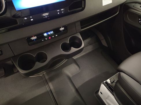 New 2026 Mercedes-Benz Sprinter 2500 image 22