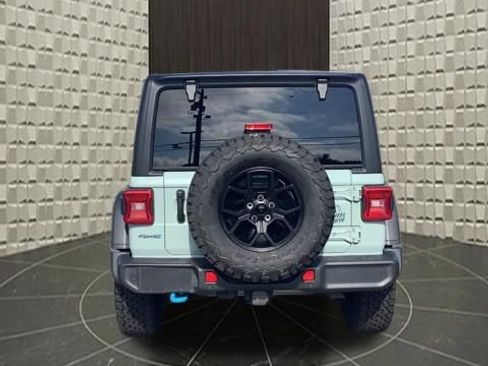 Certified 2024 Jeep Wrangler Unlimited AWD/4WD image 6