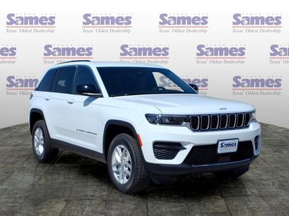 New 2026 Jeep Grand Cherokee Laredo