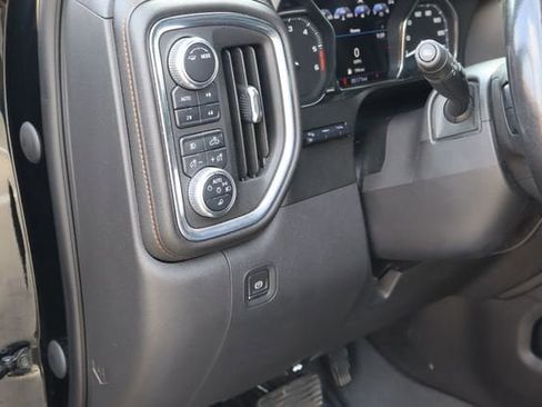 Used 2021 GMC Sierra 1500 AT4 w/ AT4 Premium Package AWD/4WD image 25