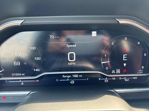 Used 2023 GMC Sierra 1500 Denali Ultimate AWD/4WD image 9