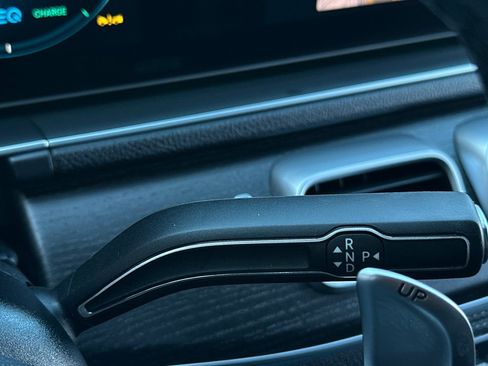 Certified 2023 Mercedes-Benz GLE 53 AMG 4MATIC image 21