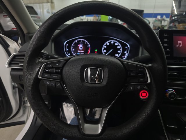 Used 2018 Honda Accord LX image 21